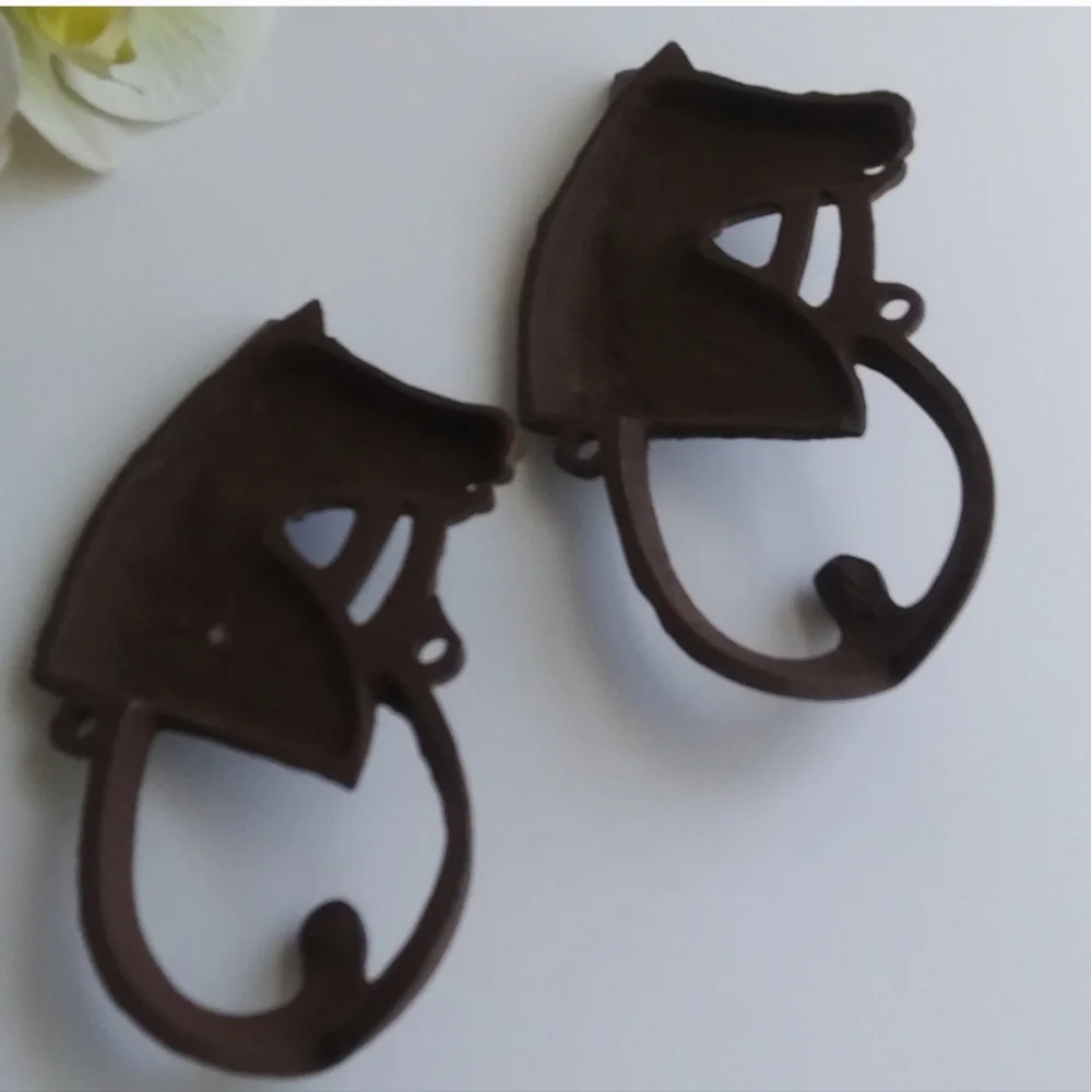 Retro Cast Iron Horse Head Hanger set of (2)
